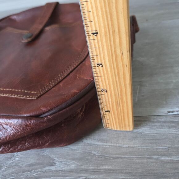 Madosh Genuine Leather Womens Semi-Circular Crossbody Hobo Shoulder Bag - Picture 14 of 14